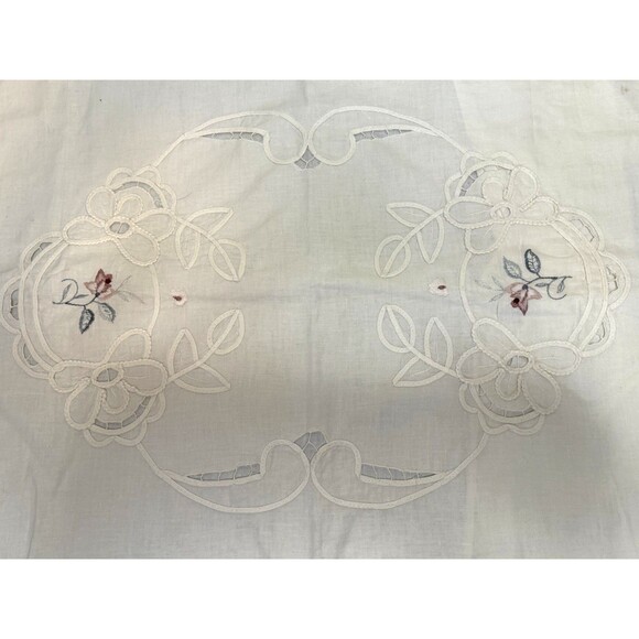 Vintage Gorgeous Euro French Hand Embroidered Pillow Sham 26x19 - Picture 5 of 6